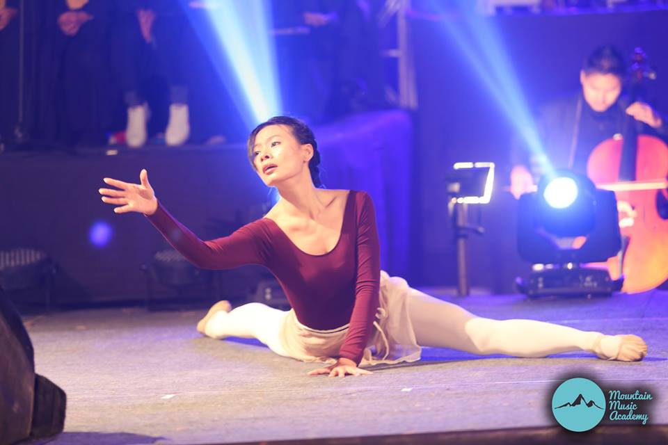 Virieno performing — photo 3